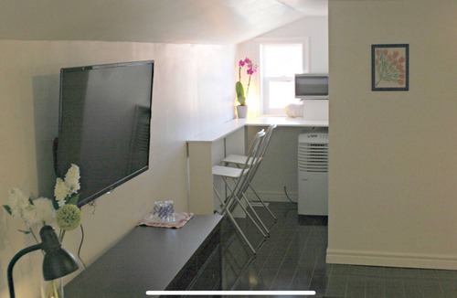 Trinity - Bellwoods House | Cozy Loft next to Kensington Market