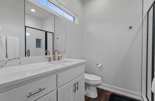Hot Springs House | Cozy Mtn View Cottage w/Hot Tub
