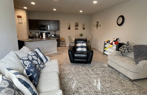 Georgetown House | Cozy Newly Constructed 2-Bedroom Townhome in Quaint Georgetown