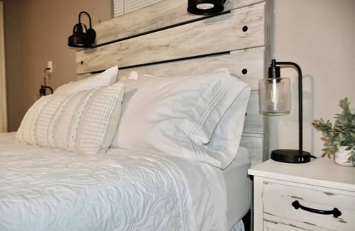 Willow Apartment | Cozy Private Guest Suite, Unit #1