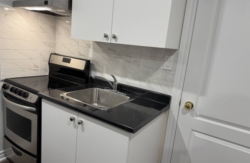 Brampton Apartment | Cozy, Private Suite, Two Level Apartment With Separate Entrance