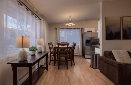 South Addition Apartment | Cozy South Addition Downtown Getaway - King Beds