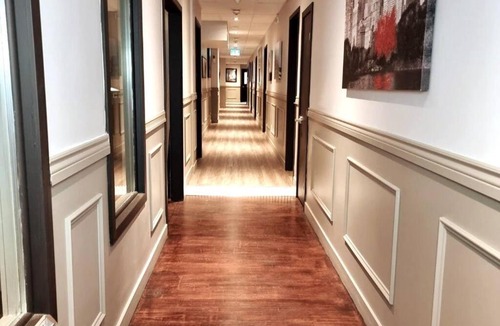 Downtown Gatineau Apartment | Cozy Spacious 1-BDR Studio #8. FREE Parking