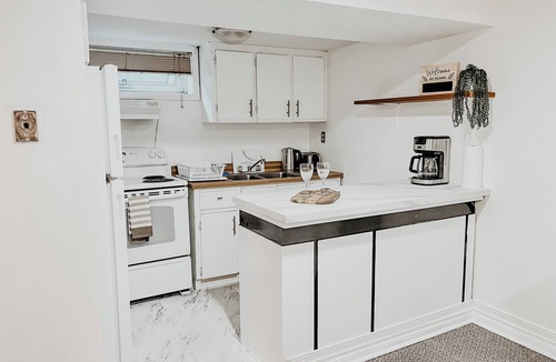 Mississauga Apartment | Cozy & Stylish 1 bdrm Apartment