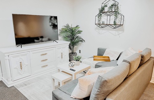 Mississauga Apartment | Cozy & Stylish 1 bdrm Apartment