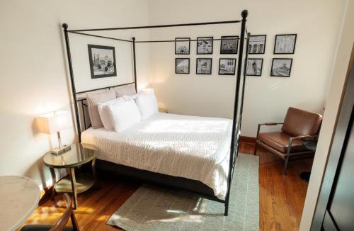 Salina Apartment | Cozy Suite inside Historic Marymount College 200A