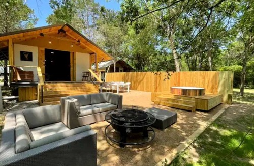 Bastrop Cabin | Cozy Texan Cabin, Perfect for a Weekend Getaway
