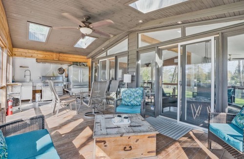 Kirkfield Cottage | Cozy Trent Severn Canal Cottage