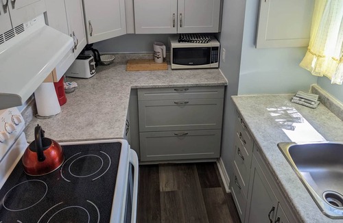 Elliot Lake House | Cozy Unit 2BD+2BTH 5 mins to Lake - [Hem]