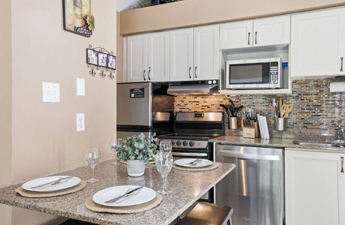 Craigleith Condo | Creekside at Blue Mtn: Pool, Hot Tub, Tennis!