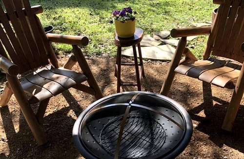 Willis Cabin | Creekside Texas Tree House Rental on Lake Conroe