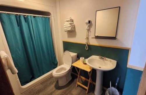 Trout River Cabin | Crocker Cabins Unit 4 offers a self‑contained efficiency unit in Gros Morne.