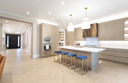 Rathwood House | Custom Home in Etobicoke [20 Minutes to Downtown]