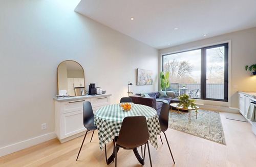 Newtonbrook House | Custom Luxury Townhome on Eastern Avenue [10 minutes to Downtown Toronto]