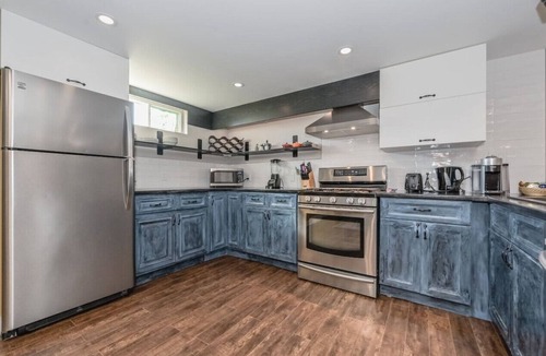 Elora Apartment | (D) Elora Lower Banks Suite