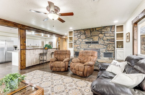 Grove House | Deck & Yard: Wolf Creek Waterfront Home in Grove!