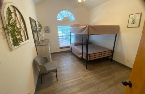 Burnet House | Delaware Springs Home