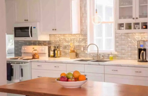 Prince Edward House | Delightful 2bdrm Church w/Incredible Water View!
