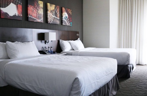 Quartier des Spectacles Hotel | Delta Hotels by Marriott Montreal