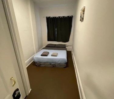 St. Lawrence House | Direct Access to nearby stadium-Free Fast Internet