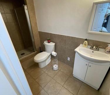 St. Lawrence House | Direct Access to nearby stadium-Free Fast Internet