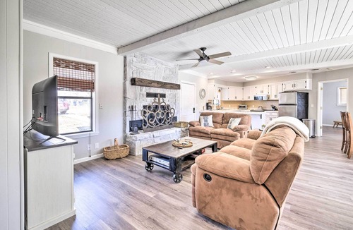 Afton Cottage | Dock + Lake Access! Updated Cottage in Afton