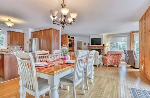 La Minerve House | Domaine Waterfront W Spa Near Mont-Tremblant