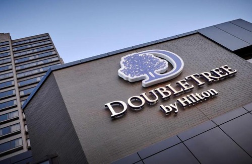 Windsor Hotel | DoubleTree by Hilton Windsor, ON