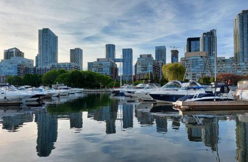 CityPlace Apartment | Downtown City View Escape with Free Parking