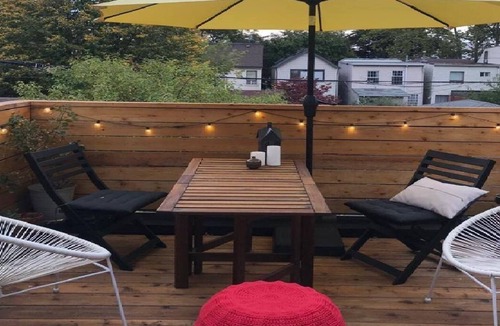 Bloorcourt Village Apartment | Downtown Getaway 1 bed Apt close to Little Italy