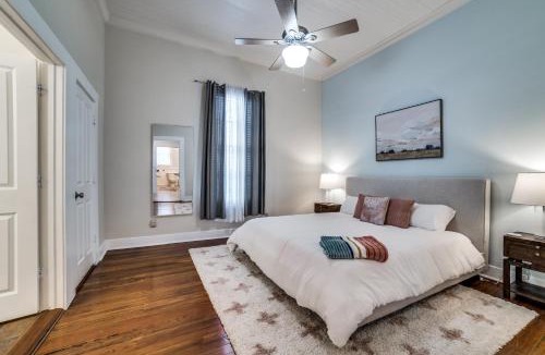Southtown House | Downtown Historic 2Bdrm, Walk to Riverwalk, Alamo; Beautifully Renovated!