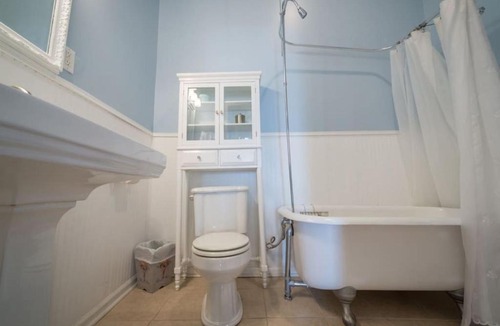 Downtown Apartment | Downtown Lafayette Luxury