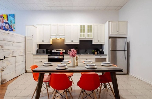 International District Apartment | Downtown Luxe Loft Retreat