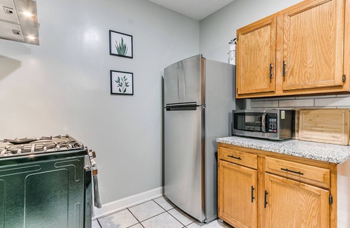 Tulsa House | Downtown Sunny Craftsman