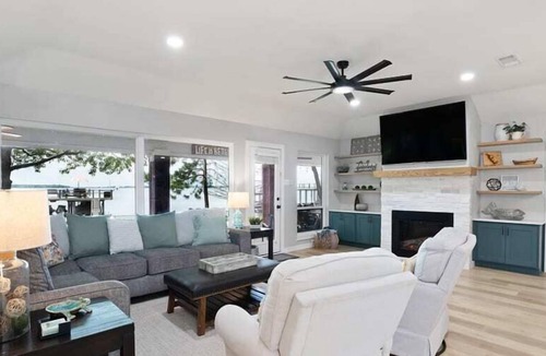 Enchanted Oaks House | Dream Lakeside Oasis at Hickory Tree, #1 Sunsets