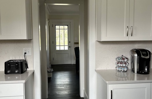 Harters Heights House | Easy Campus Access! All things Notre Dame steps away! Perfect for all ND events.