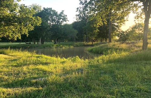 Waco RV Rental | Eclipse Camping in Waco, TX - A2