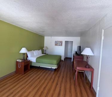 Sonora Cabin | Econo Lodge Sonora