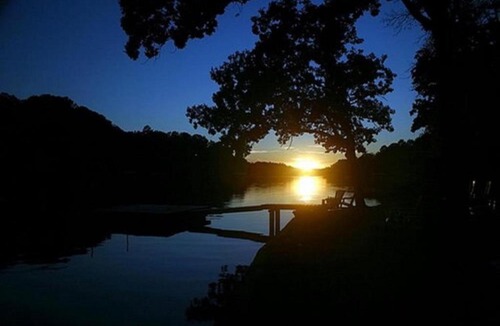 Mid America House | Edgewater Resort Cottage #1