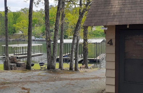 Mid America House | Edgewater Resort Cottage #1