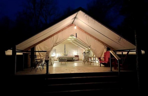 Bastrop RV Rental | Elegant Texas Glamping Getaway on Lake Bastrop