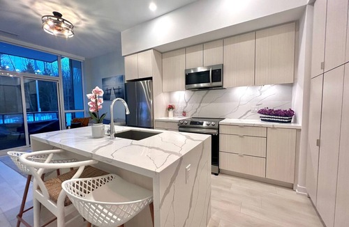 Innisfil Condo | Elevate Your Escape | All-Season Luxury Resort Condo
