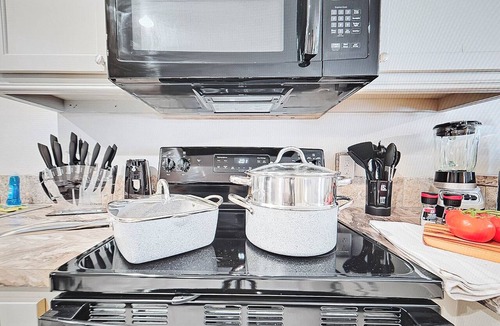 Elgin Apartment | Elgin Oasis Suite B