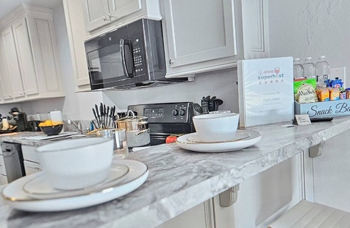 Elgin Apartment | Elgin Oasis Suite B
