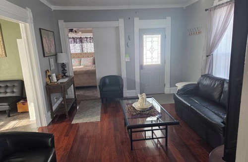 LaGrange House | Emma's Place