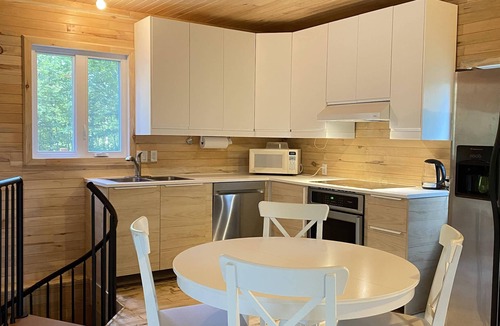 Piopolis Ski Chalet | En Forêt, Tranquille, Sans Voisin Proche Mais Proche de Tout