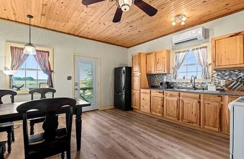 Wolfe City Cabin | Enchanting Glamping Dome with Fire Pit & Stargazing near Wolfe City, Texas