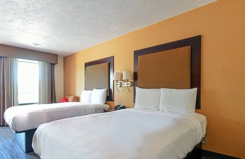 Shenandoah Hotel | Enjoy a Peaceful Stay with Essential Amenities and Complimentary Parking