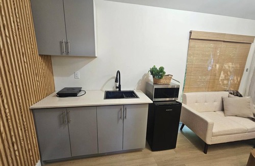 Fletchers Creek South Apartment | Enjoy in a spacious private studio, Garden suite, Park view. 400 sq feet living