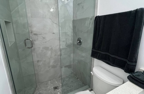 Agincourt House | Ensuite master bedroom near Agincourt Go
